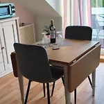 Meereszauber - Wo Urlaub Wellen Schlaegt & Herzen Leuchten - Dein Sonniger & Ruhiger Ankerplatz, An Dem Sich Steilkueste, & Ostseeblick Vereinen Apartmán