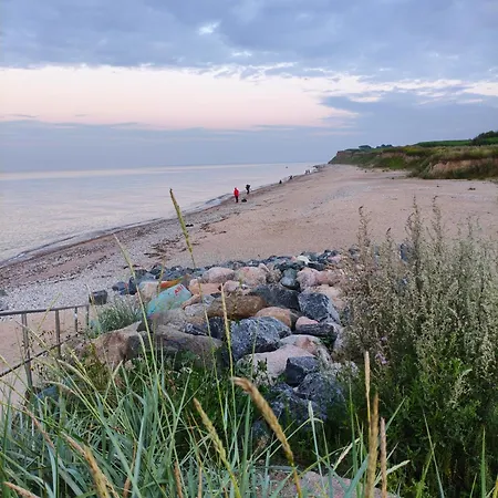 Meereszauber - Wo Urlaub Wellen Schlaegt & Herzen Leuchten - Dein Sonniger & Ruhiger Ankerplatz, An Dem Sich Steilkueste, & Ostseeblick Vereinen Apartmán